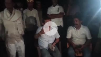 कादीपुर: अहलाददपुर गांव में अधेड़ व्यक्ति की मौत के मामले में किया गया अंतिम संस्कार