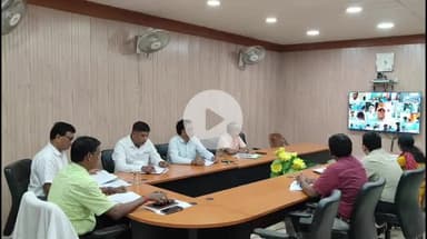 दरभंगा: डीएम ने समग्र सेवा अभियान के आवेदनों के निष्पादन के लिए की बैठक, अधिकारियों को दिया निर्देश