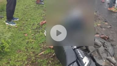 अकलेरा: अकलेरा के NH-52 पर तहसील के सामने बाइक और पिकअप की टक्कर में एक बाइक सवार की मौत, दो घायल