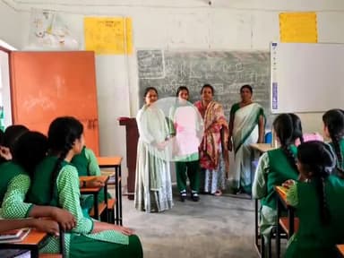 इचाक: सामुदायिक स्वास्थ्य केंद्र के तहत बोंगा में जांच शिविर का आयोजन