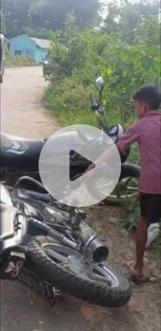 बोराम: बोड़ाम क्षेत्र में मनचले बाइकर्स ने शिक्षक की बाइक को टक्कर मारी, शिक्षक गंभीर रूप से घायल