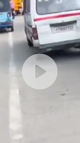 नरवल: महाराजपुर थाना क्षेत्र में विपरीत दिशा से आ रहे तेज रफ्तार ऑटो की टक्कर से छात्र हुआ घायल