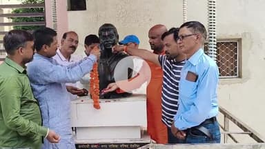 वीरता और साहस के पर्याय, अग्रणी स्वतंत्रता सेनानी, अमर शहीद चन्द्रशेखर आजाद की जयंती पर नमन किया।
#ChandrashekharAzad