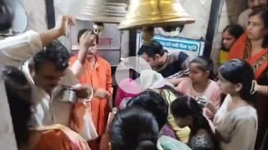 हसनपुर: तहसील क्षेत्र में सावन की शिवरात्रि पर शिवालयों में उमड़ी भक्तों की भीड़