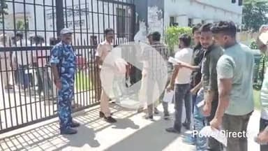 कहरा: सिपाही भर्ती परीक्षा में सहरसा के 12 केंद्रों पर 6881 परीक्षार्थी हो रहे शामिल, सघन जांच के बाद मिला प्रवेश