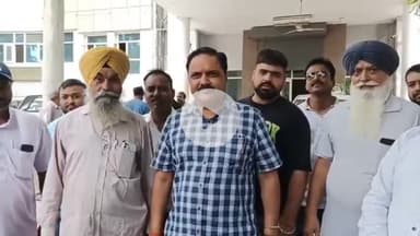 ਜਲੰਧਰ 1: ਵਾਰਡ ਨੰਬਰ 77 ਦੇ ਇਲਾਕਾ ਨਿਵਾਸੀ ਸੀਵਰੇਜ ਤੇ ਹੋਰ ਸਮੱਸਿਆ ਨੂੰ ਲੈ ਕੇ ਨਗਰ ਨਿਗਮ ਦੇ ਕਮਿਸ਼ਨਰ ਨੂੰ ਮਿਲੇ #jansamasya