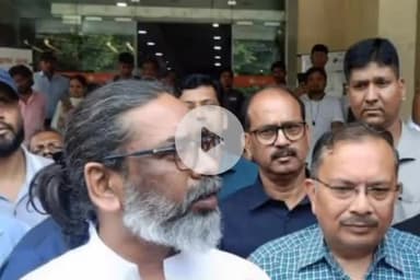 ओरमांझी: दीपाटोली के क्यूरेस्टा अस्पताल में भर्ती पूर्व हॉकी खिलाड़ी से सीएम ने की मुलाकात