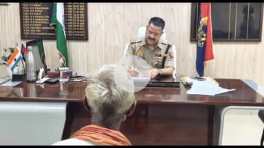 मंझनपुर: मंझनपुर पुलिस कार्यालय में एसपी ने हर फरियादी की सुनी पुकार, पुलिस कार्यालय में गूंजा इंसाफ का स्वर