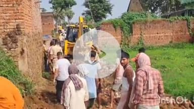 अरवल: रामपुरवैना गांव में सड़क निर्माण के लिए अतिक्रमण हटाने की कार्रवाई सम्पन्न, 21 लोगों ने किया था अवैध कब्जा