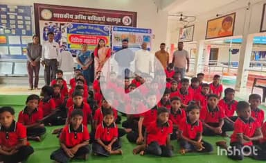 जगदलपुर: बालगृह आड़ावाल में दिव्यांग व्यक्तियों को संचालित योजनाओं का लाभ के संबंध में जागरूकता शिविर का आयोजन