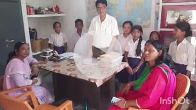 बखरी: बखरी में नवोदय विद्यालय में दाखिले के लिए शिक्षिकाओं ने चलाया जागरूकता अभियान