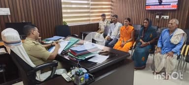 बेगूसराय: कार्यालय कक्ष में डीआईजी ने लगाया जनता दरबार, सुनी 07 फरियादियों की फरियाद