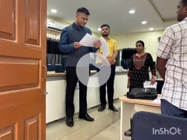 बेगूसराय: सदर प्रखंड में DM ने किया विशेष गहन पुनरीक्षण कार्य का निरीक्षण, दिए कई निर्देश