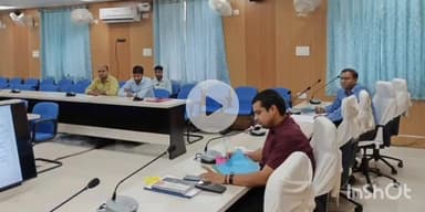 सुपौल: डीएम सावन कुमार की अध्यक्षता में जिला स्तरीय तकनीकी पदाधिकारियों के साथ हुई समीक्षा बैठक