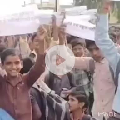 आहोर: शिक्षक लगाने की मांग को लेकर छात्रों ने ताला जड़ा