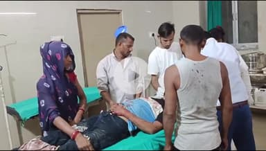 बांसवाड़ा: झरी कुंड़ा गांव में दो बाइक की आमने-सामने भिड़ंत में युवक को चेहरे पर लगी चोट, एमजी अस्पताल में उपचार जारी
