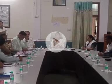 टीकमगढ़: न्यायालय परिसर में मध्य प्रदेश अपराध पीड़ित प्रतिकर योजना समिति की बैठक आयोजित