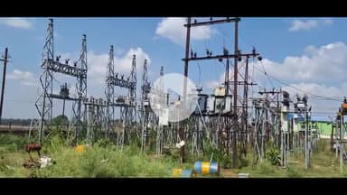 इटकी: इटकी मोरो जुमराटोली में छत बनाते समय हाईटेंशन तार की चपेट में आए मजदूर, एक झुलसा, दूसरा गिरा