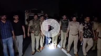 कसिया: कुशीनगर एयरपोर्ट मार्ग पर पुलिस और पशु तस्करों के बीच मुठभेड़, एक तस्कर घायल, अवैध तमंचा व अन्य सामग्री बरामद