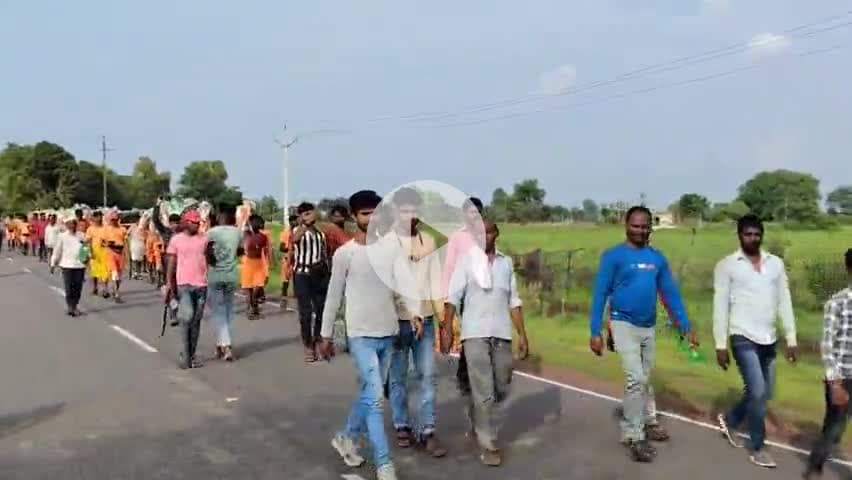 ग्राम गुरिच्छा 27 कावड़ सफलतापूर्वक अपने गाँव को लौटी #गुरिच्छा #कावड