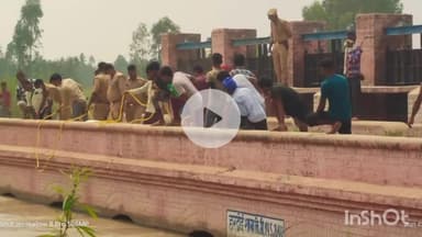 हरदोई: हुसैनपुर सहोरा पुल के पास शारदा नहर में मिला अज्ञात युवक का शव, पुलिस ने शव को बाहर निकाला