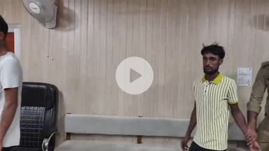 अमरोहा: नौगावा सादात थाना क्षेत्र की पुलिस ने हाईटेक चोर गिरोह का पर्दाफाश, चोरी की 3 ई-रिक्शा सहित सामान बरामद