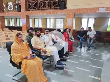 सीतामऊ: मेघदूत नगर में MIG और LIC वर्ग के भूखंडों के लिए आरक्षण प्रक्रिया नगर पालिका सभागृह में लॉटरी सिस्टम से हुई