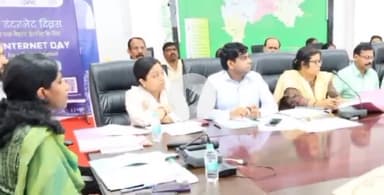 खूंटी: खूंटी जिले में मध्यान्ह भोजन में पौष्टिकता का रखें ख्याल, हरी सब्जियां दें: डीसी आर रॉनिटा