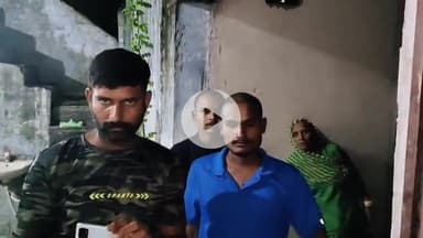 लाडपुरा: कोटा के वर्धमान महावीर ओपन यूनिवर्सिटी परिसर में ब्लैक कोबरा का आतंक, देर रात मचा हड़कंप, सांप को रेस्क्यू किया गया