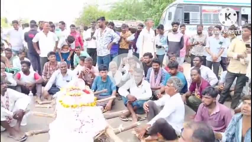 झंवर: डोली ग्राम के श्मशान घाट में रसायनिक पानी का भराव, परेशान ग्रामीणों ने शव रखकर किया हाइवे जाम