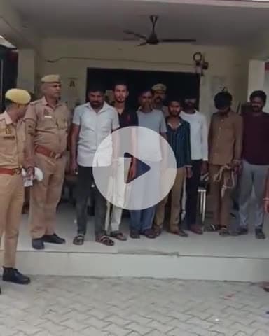 कालपी: लखनऊ एसटीएफ की छापेमारी में पकड़े गए पेट्रोल-डीजल चोरी करने वाले गिरोह के 7 बदमाशों को कालपी पुलिस ने भेजा जेल