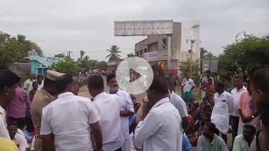 ஆவுடையார் கோவில்: சகோதரர்களை கொலை செய்த வழக்கில், குற்றவாளியை விறைத்து கைது செய்ய வேண்டும் என சாலை மறியலில் ஈடுப்பட்ட உறவினர்கள்