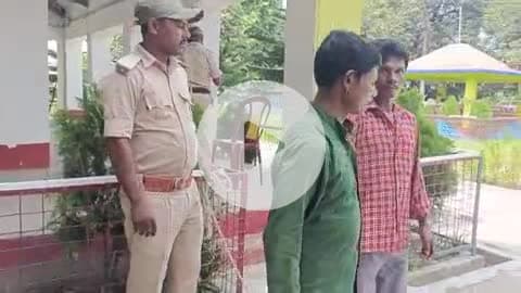 आजमनगर पुलिस ने छापेमारी करते हुए दो व्यक्ति को अलग-अलग जगह से 10 लीटर देसी शराब के साथ किया गिरफ्तार