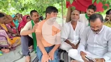 लंभुआ: लंभुआ एसडीएम के विरुद्ध किसानों का अनशन जारी, दो किसान नेताओं की बिगड़ी हालत