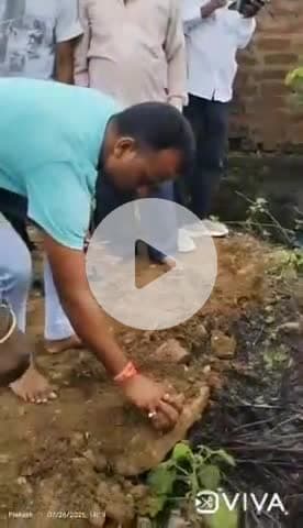 चांडिल: मानीकुई काटिया पुनर्वास स्थल में जेएलकेएम उपाध्यक्ष तरुण महतो के प्रयास से लगा ट्रांसफार्मर