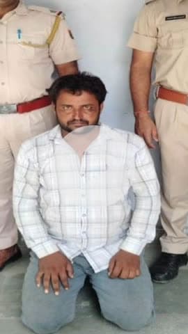 वैर: पुलिस थाना वैर ने अवैध मादक पदार्थ गांजा लेकर जाते हुए एक व्यक्ति को गिरफ्तार किया, 2 किलो 145 ग्राम गांजा बरामद