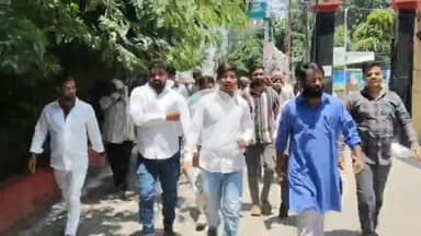 मथुरा: अखिल भारतीय समता फाउंडेशन ने निम्न समस्याओं को लेकर 9 सूत्रीय ज्ञापन जिलाधिकारी को सौंपा