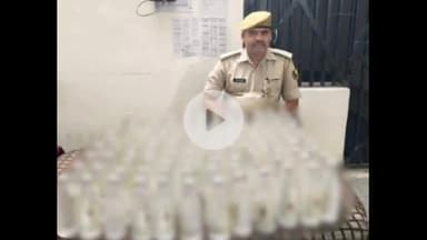 नबीनगर: उर्दाना मोड़ के समीप सड़क से शराब बरामद, बाइक जब्त, तस्कर किया गया गिरफ्तार