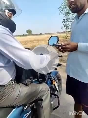 एत्मादपुर: सल्लगढ़ी में रिश्वत लेते हुए कानून गो का वीडियो सोशल मीडिया पर हुआ वायरल