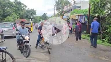 बैतूल नगर: कोसमी जोड़ पर आर्टिगा कार चालक ने युवती को कुचला, युवती गंभीर रूप से घायल, ज़िला अस्पताल में भर्ती