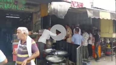 लाडपुरा: कोटा में नगर निगम ने फिर चलाया अतिक्रमण पर बुलडोज़र, जेके लोन-भीमगंज मंडी में हटाए अस्थायी ढांचे