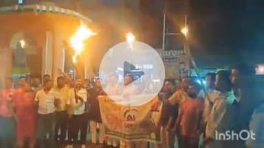 बलरामपुर: वीर विनय चौराहे पर मशाल जलाकर भाजपा कार्यकर्ताओं ने मनाया कारगिल विजय दिवस