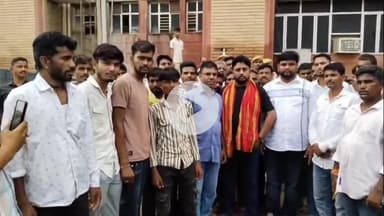 झालरापाटन: पिपलोदी स्कूल हादसे पर भारतीय आदिवासी पार्टी के दो MLA ने झालावाड़ अस्पताल पहुंचकर घायलों की कुशलक्षेम पूछी