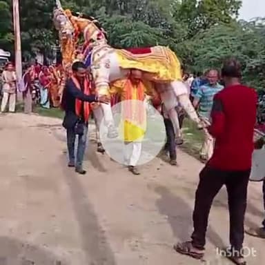 आहोर: हरजी से रामदेवरा पैदल संघ रवाना हुआ, भक्तगण जयकारे लगाते हुए निकले