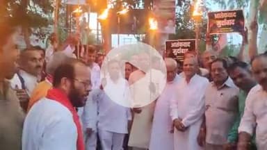 फिरोज़ाबाद: फिरोजाबाद में आतंकवाद मुर्दाबाद के नारों से गूंजा, कारगिल विजय दिवस पर भाजपा ने गांधी पार्क से निकाला मशाल जुलूस