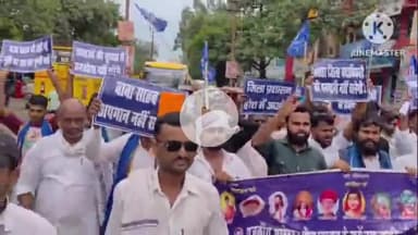 बक्सर: अंबेडकर महिला छात्रावास में बाउंड्री की समस्या को लेकर बहुजन समाज ने निकाला विरोध मार्च, एडीएम को सौंपा मांग पत्र