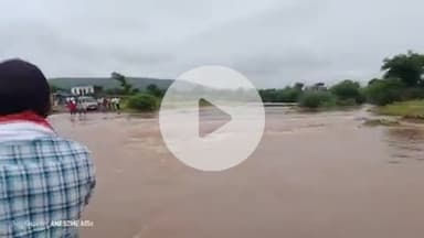 #सुमेरगंज मंडी #हिम्मतपूरा की #नदी #तेजी से आने के #कारण लगी #चक्का जाम #गाड़ियां निकलनी हुई #मुश्किल