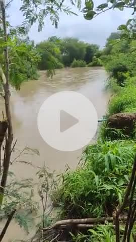 ग्राम #पंचायत भैंगना ग्राम भैंगना 
जिला ग्वालियर #कलेक्टर से अनुरोध है 
कि जांच कराई जाए और कंक्रीट और खंडों से दीवार