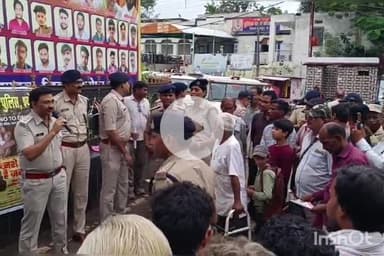 श्योपुर: गांधी चौक पर नशे से दूरी पखवाड़े में एसपी जैन ने कहा, नशा अपराध की जननी, इससे दूर रहें