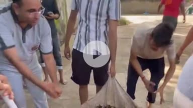 बरेली: धोपेश्वर नाथ मंदिर में हिंदू संगठनों ने किया श्रमदान, चलाया सफाई अभियान